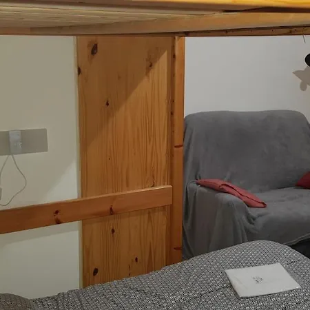 Room In Studio - Furnished Studio In A Quiet Area Not Overlooked At La Bourboule Dpt 63 Vendégház La Bourboule